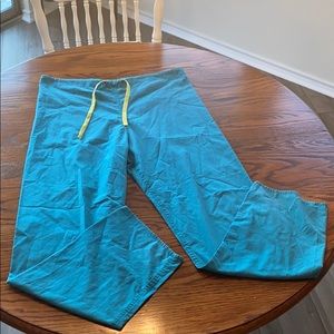 Small Standard textile light cotton women’s scrubs